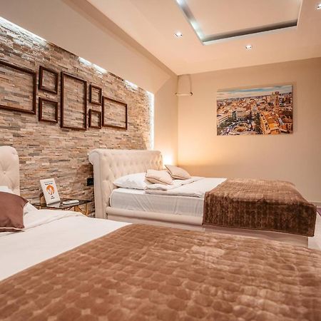 Magico Rooms & Apartments Nis Ngoại thất bức ảnh