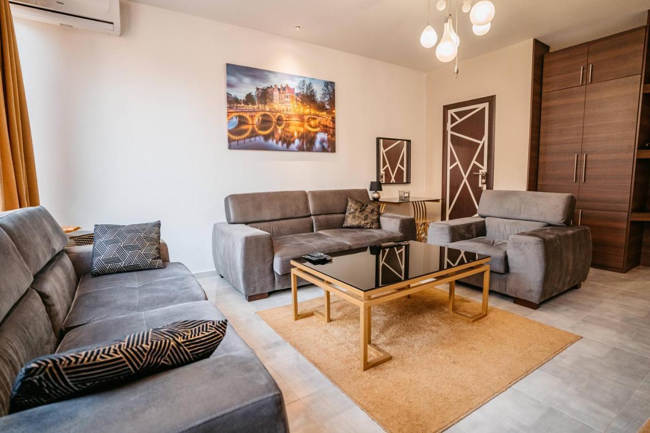 Magico Rooms & Apartments Nis Ngoại thất bức ảnh