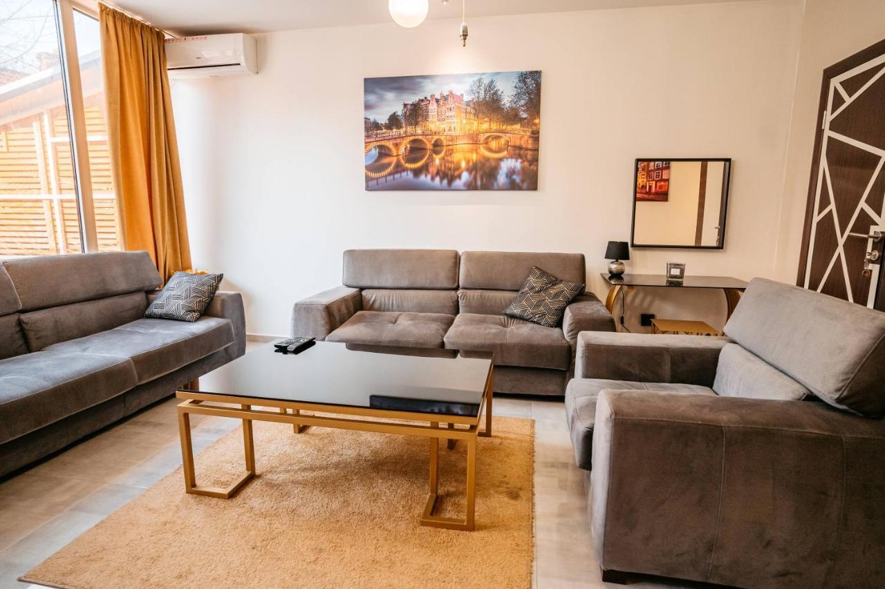 Magico Rooms & Apartments Nis Ngoại thất bức ảnh