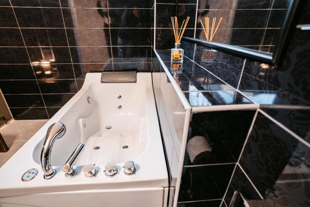 Magico Rooms & Apartments Nis Ngoại thất bức ảnh